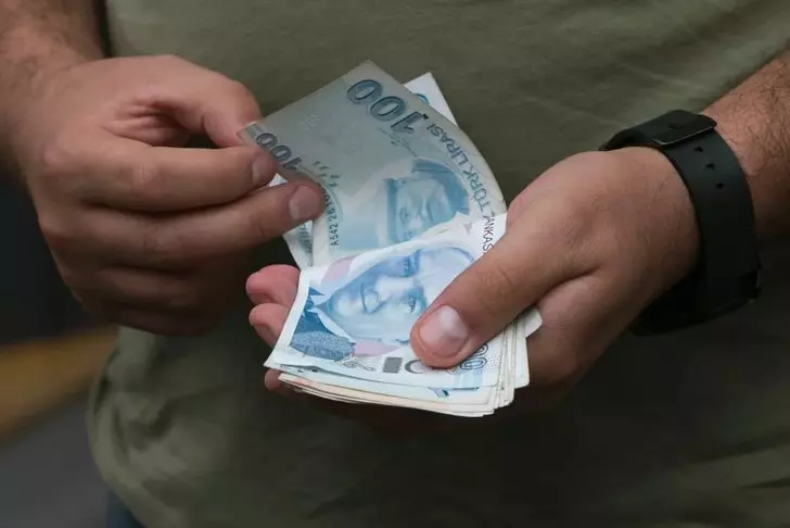 eytde-milyonlarin-bekledigi-bagkur-duzenlemesi-aciklandi-prim-esitlemesi-ile-erken-emeklilik-mujdelendi.png