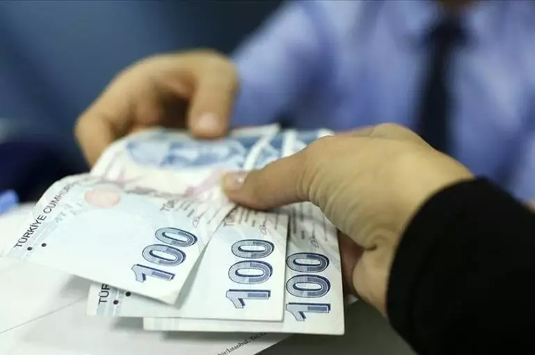 yuzbinlerce-calisan-icin-zam-orani-netlesiyor-yuzde-45-refah-payi.png