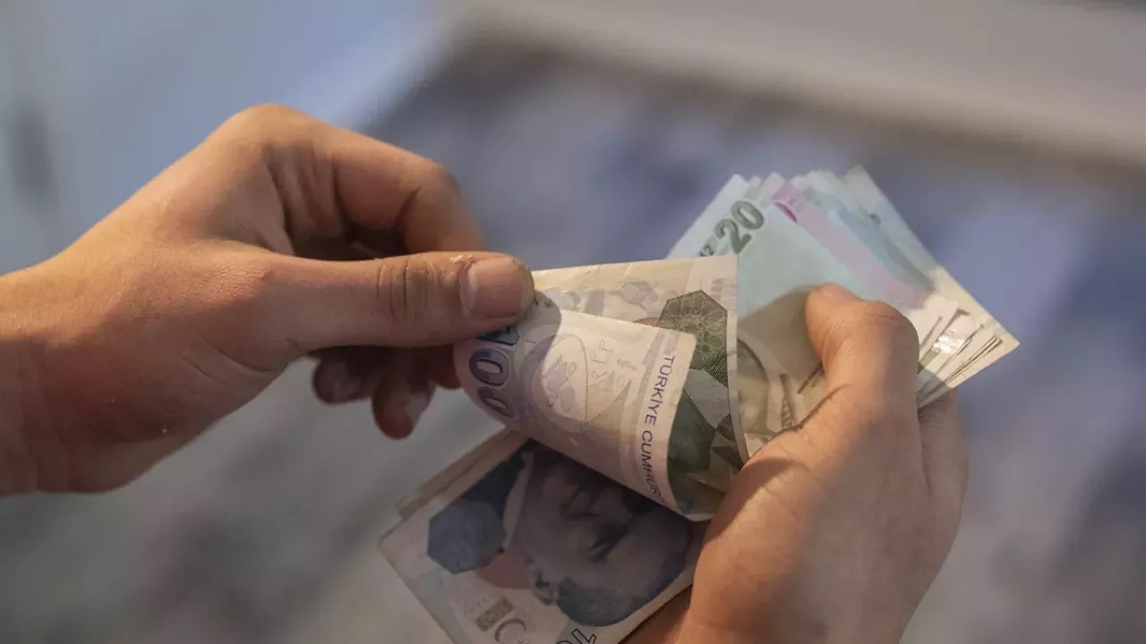 eytliye-ilk-maas-gununde-25-bin-tlye-kadar-odeme-nisanda-bayram-coskusu-katlanacak-2.jpg