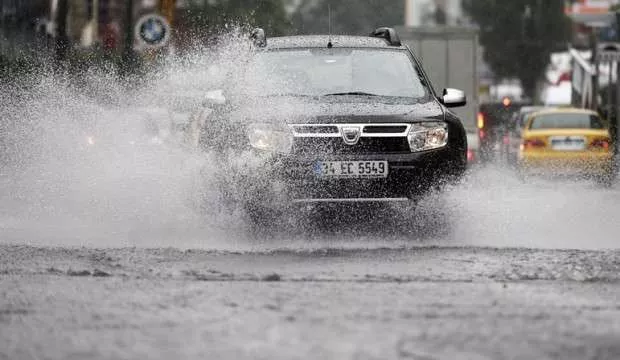meteoroloji-gun-verdi-kuvvetli-yagis-geliyor-istanbul-ankara-izmir-1678035463-0195.webp