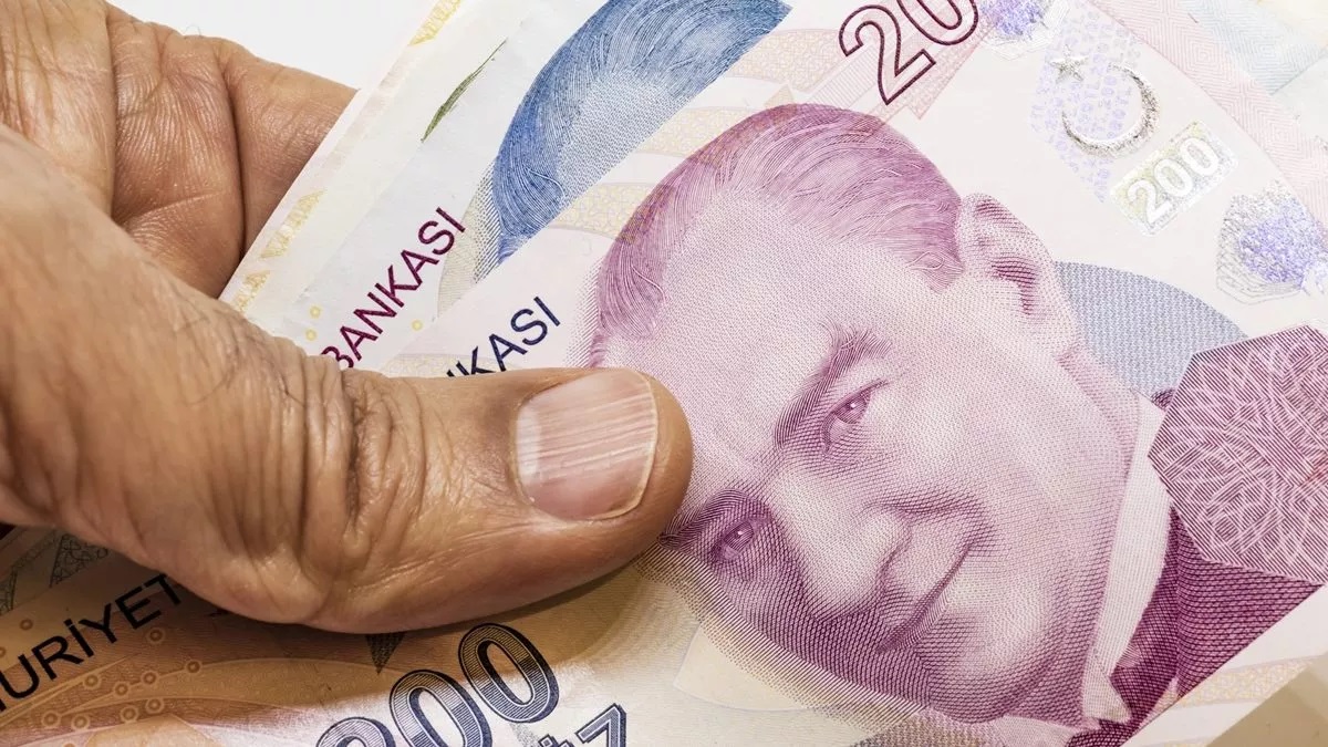 cumhurbaskani-mujdeyi-verdi-genclere-1000-tl-bayram-ikramiyesi-verilecek-basvuru-icin-2.jpg