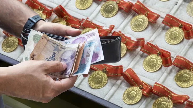 altin-icin-beklenen-gun-geldi-kritik-esikten-dusus-basladi-yatirimci-icin-artik-son-sans-2.jpg
