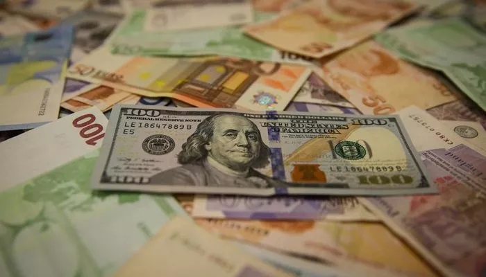 dolar-bayram-oncesi-rekor-tazeledi-piyasalarda-bayram-etkisi-20-nisan-dolareuro-son-durum.jpg