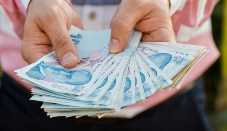 ote3ndq5nz-ssk-bagkur-emekli-sandigi-emeklileri-dikkat-emekli-ikramiyesinde-zam-kulislerden-inanilmaz-gizli-bir-bilgi-sizdi.png