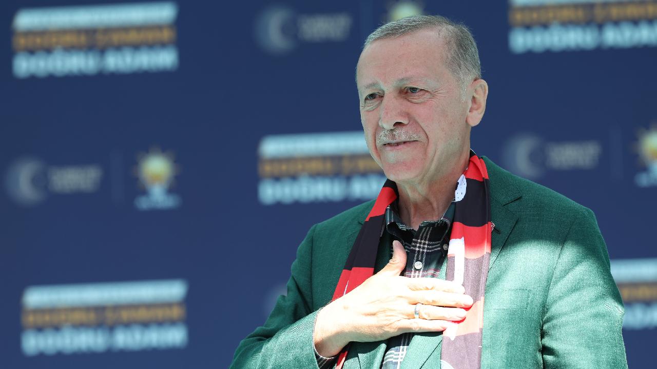 cumhurbaskani-hasta-mi-gorevi-birakacagi-soyleniyordu-ameliyat-olacagina-yonelik-son-dakika-aciklamasi-geldi-2.jpg