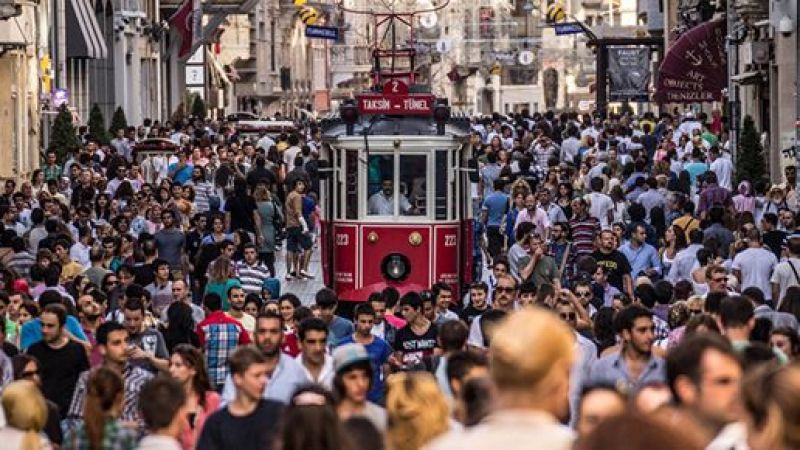 istanbul-kalabalik-1599467084.jpg