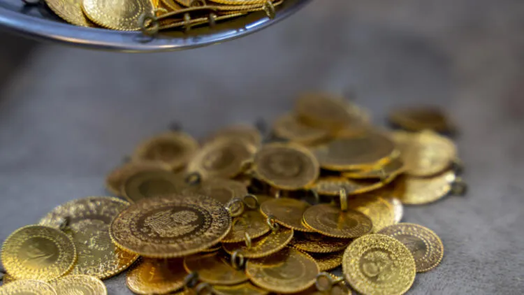 altinda-fed-beklentisi-kuru-nasil-etkiledi-14-haziran-gram-ons-ceyrek-altin-fiyat-listesi.png