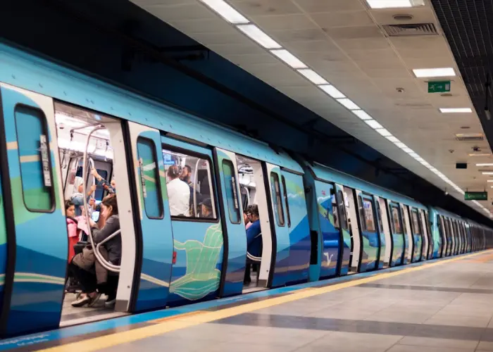about-city-transportation-in-istanbul-type-of-transportation-marmaray-1.webp