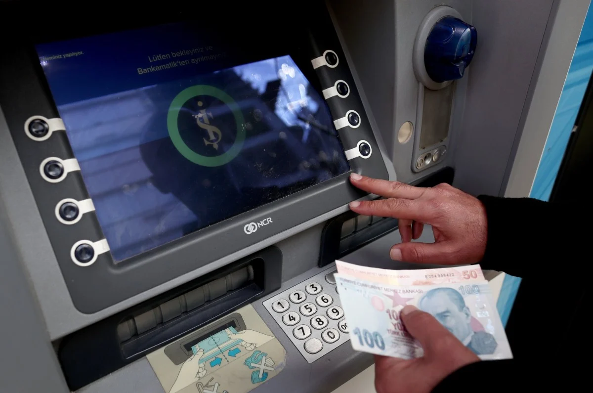 is-bankasi-atm-para-cekme-ve-yatirma-limitleri-439942.webp