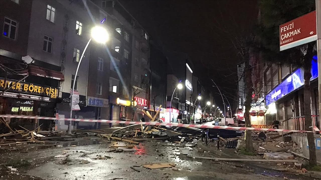 istanbulda-firtina-alarmi.jpg
