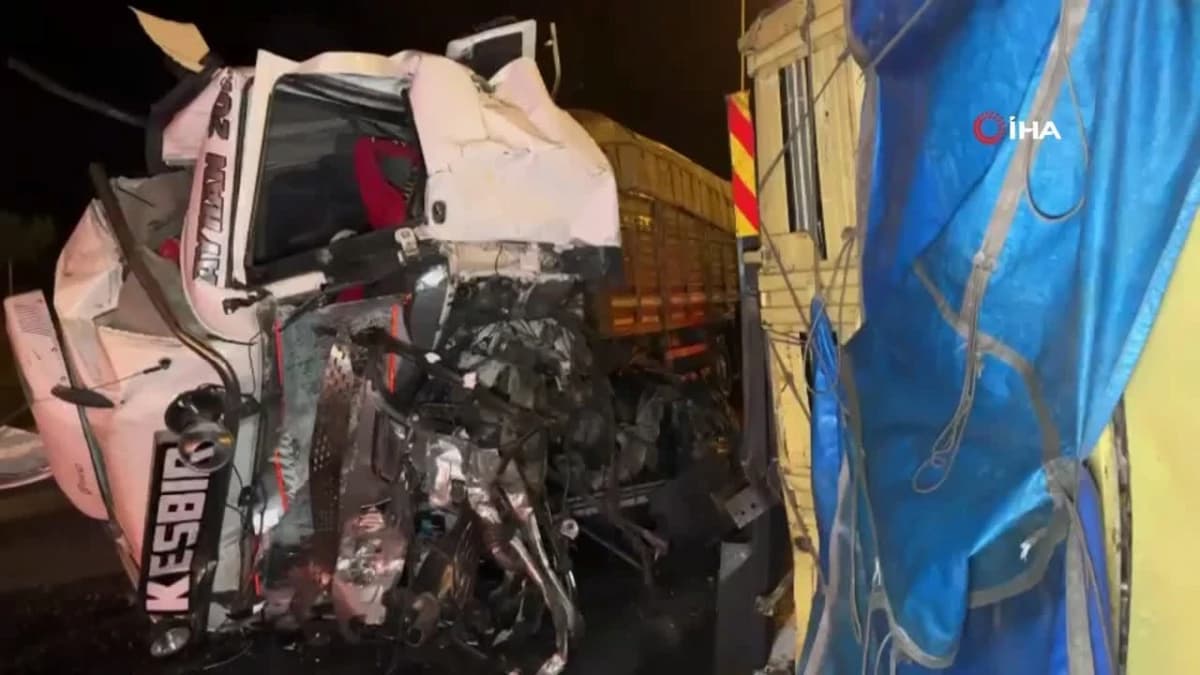 anadolu-otoyolunun-bolu-dagi-tuneli-gecisinde-duzce-il-sinirinda-trafik-kazasi.jpg