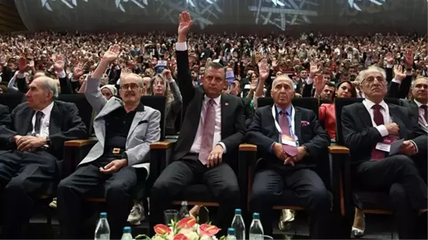 chp-nin-20-olaganustu-kurultayi-nda-tuzuk-17795363-6683-amp.webp