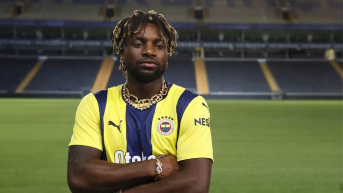 fenerbahcede-yaprak-dokumu-5-yildiz-gidiyor.jpeg