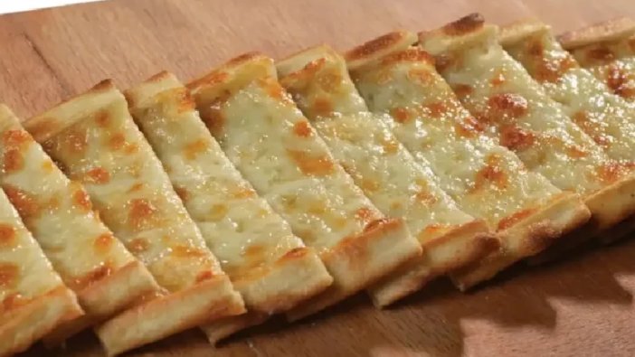 kasarli-pideye-veda-eritme-peynir-donemi-basliyor.jpeg