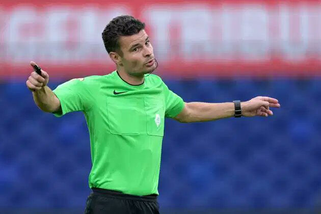 erwin-blank-kimdir-hangi-ulkeden-nereli-trabzonspor-galatasaray-maci-var-hakemi-oldu-17468736656813-3.jpg